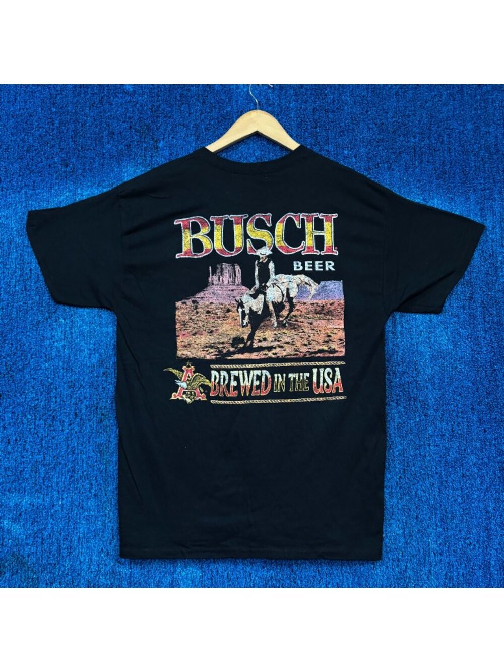 Busch Beer Brewed in the USA Cowboy Mustang Busting Tee L
